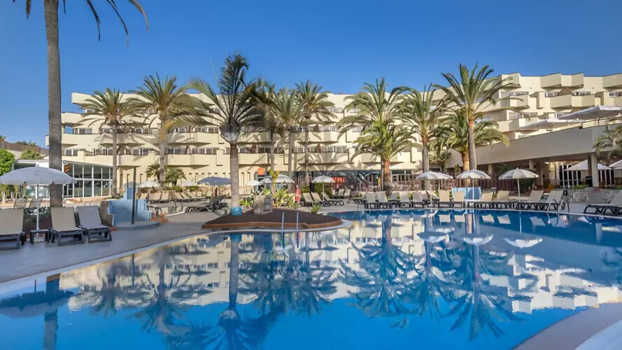 Barcelo Corralejo Bay